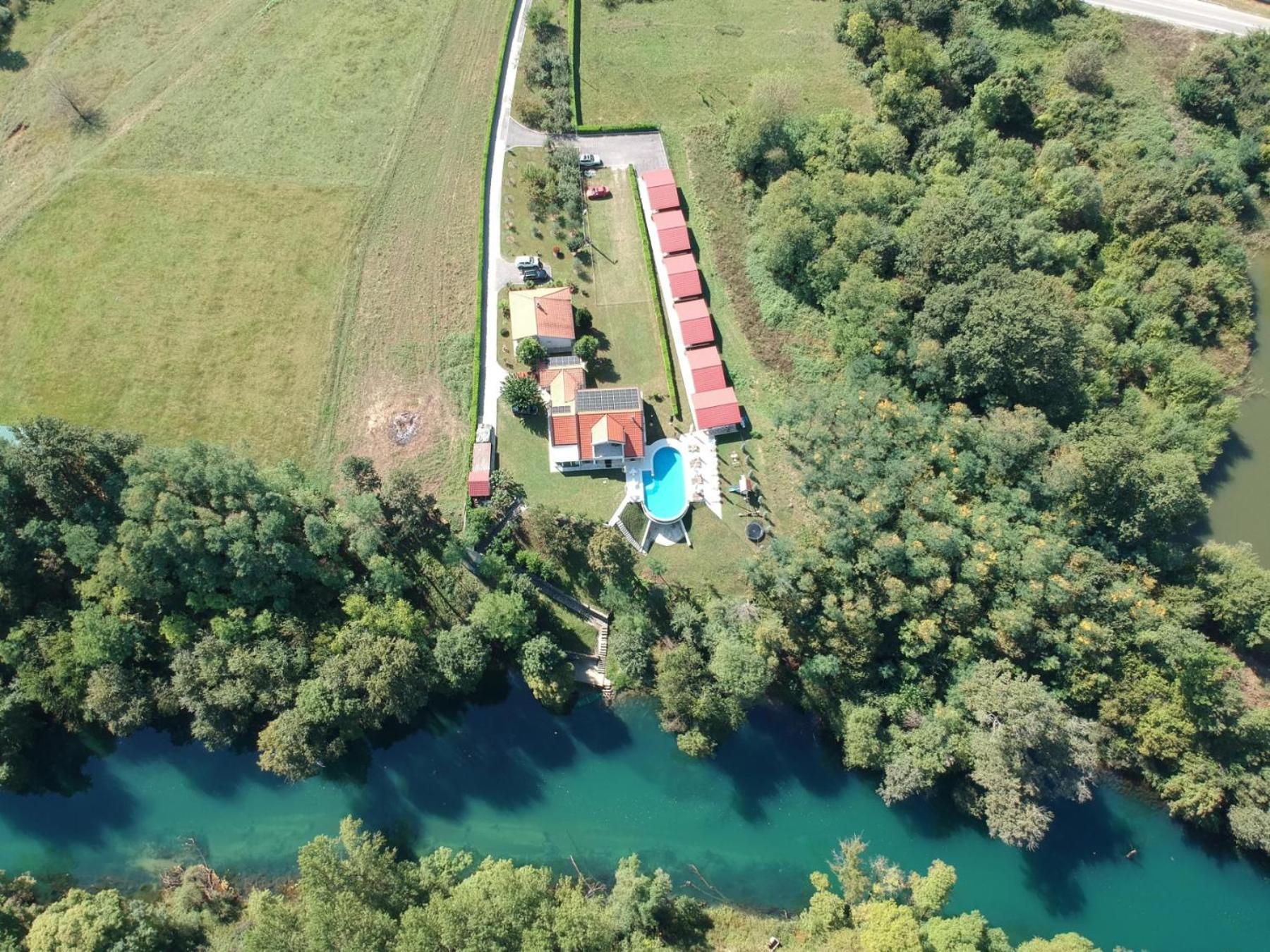 Seosko Domacinstvo Jovanovic Danilovgrad Buitenkant foto